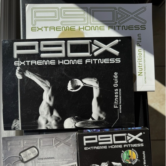P90X Extreme Home Fitness Workout Set 12 DVD + Fitness Guide and Nutrition Plan - Picture 1 of 1